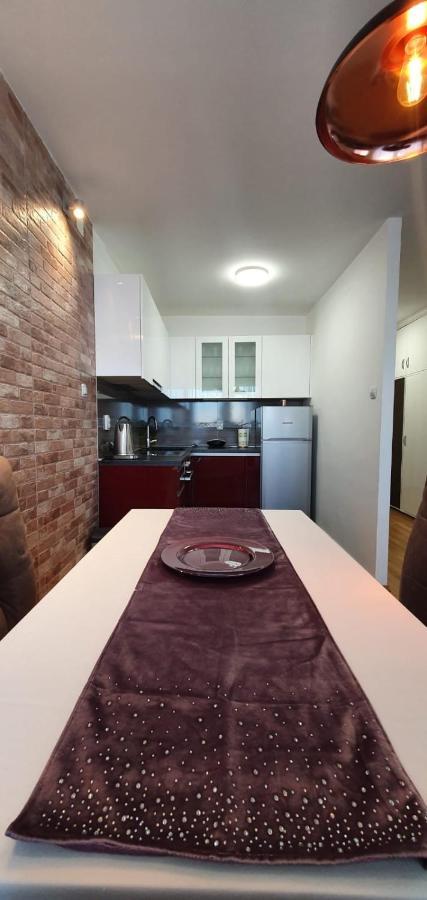 Apartment Mia -v *