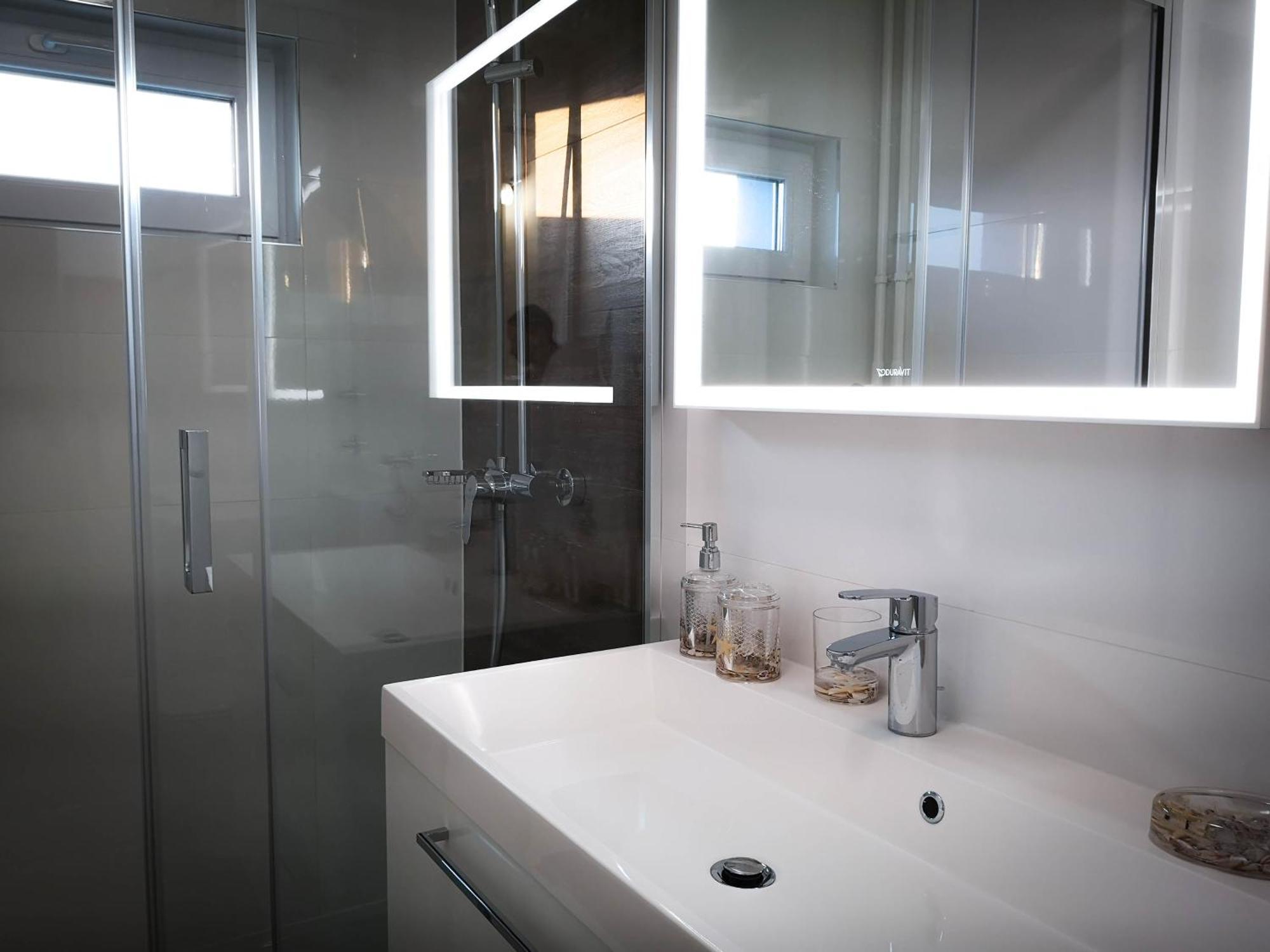 Mia -v Apartment *